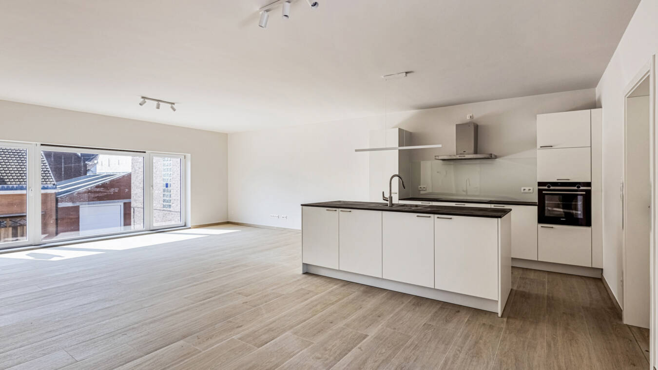 565F186516384A47Aefb1C6E65D67D5F