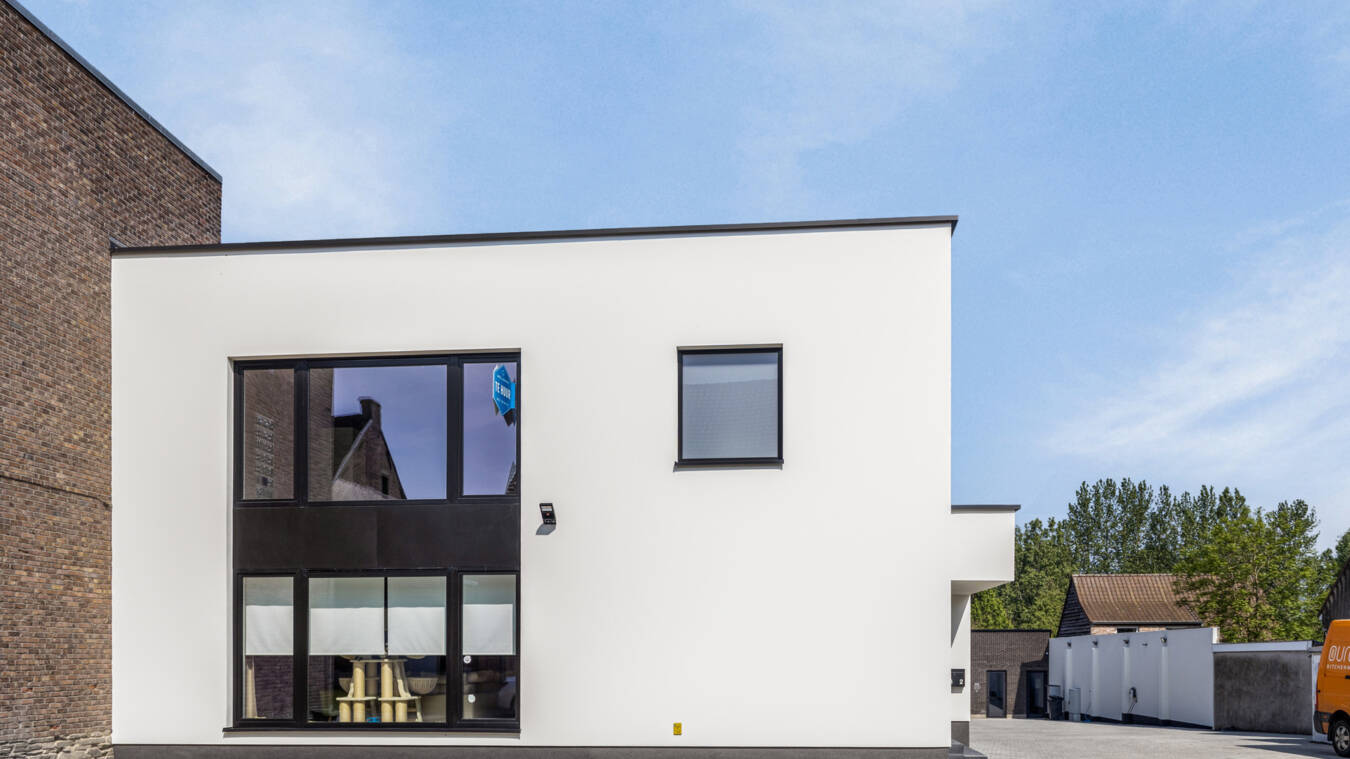 6870Da70Fb464E27A7F4Bebd01C09Be0