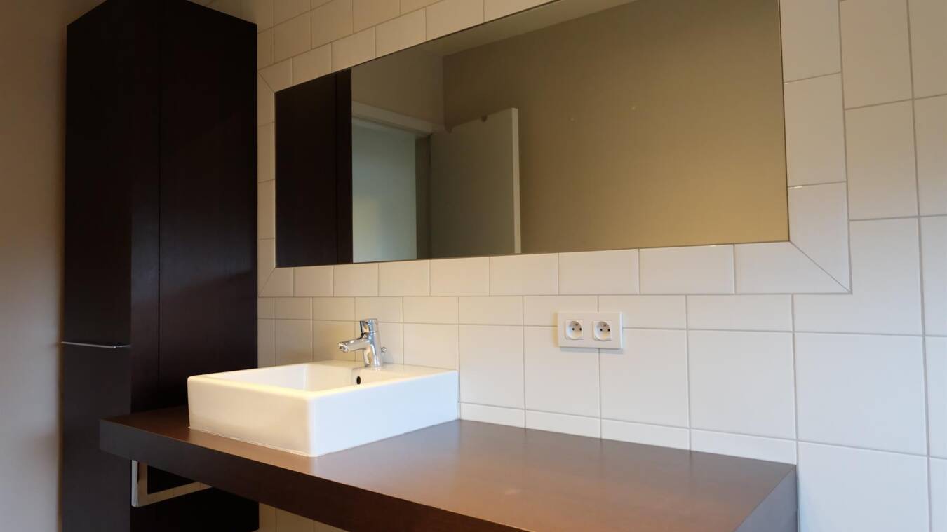 0B35Afa2Ca3548E3Aecb9F8B3Ea155F3