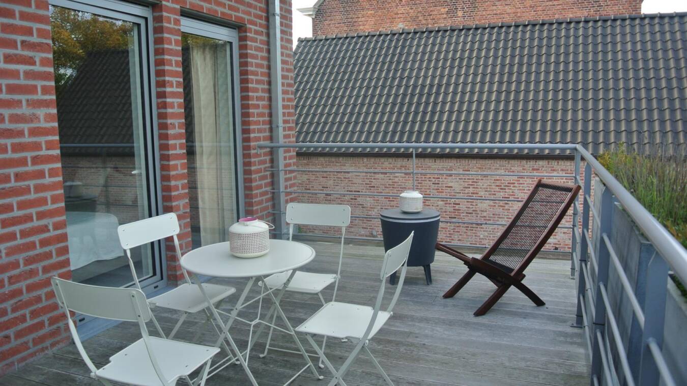 Dcc447B0A6B0455Ab8C22D1533Fe5453