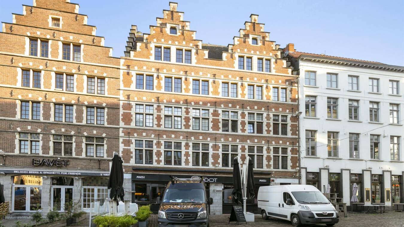 F2024B350C114C8Eb19Efda8B26F6B29