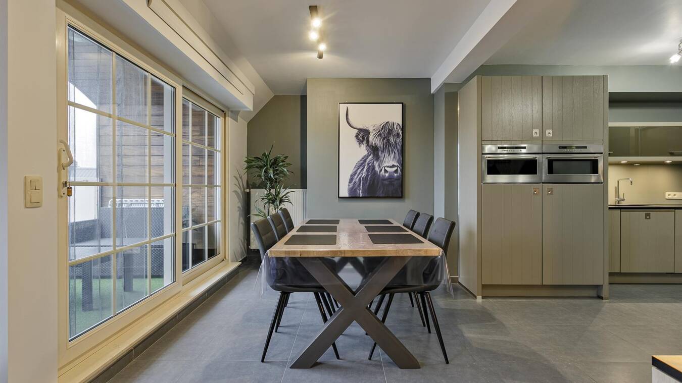 Cfbc05A94C714873B1B7209Abb2090F8