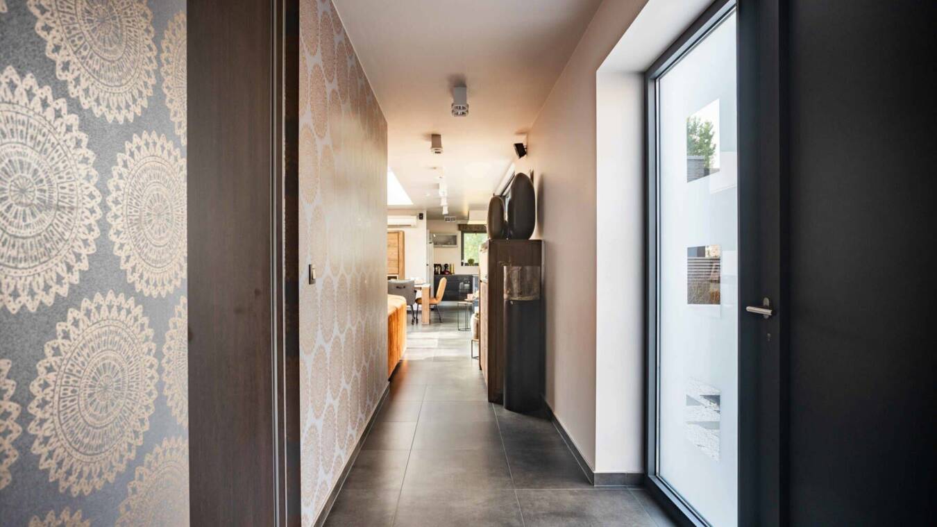 Aaf49677D98542779Bca6D088C7185Be