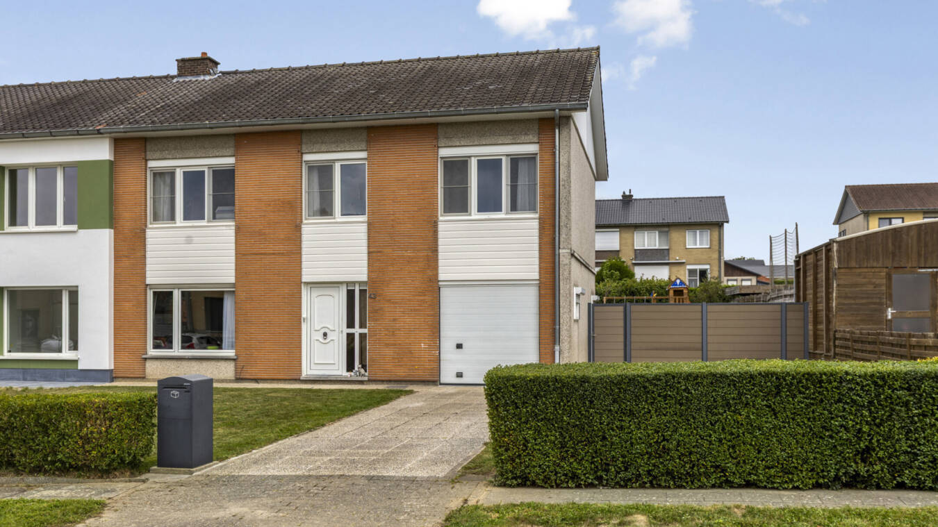 0649A5A2B2Af4Cbca62151614F64Ccd8