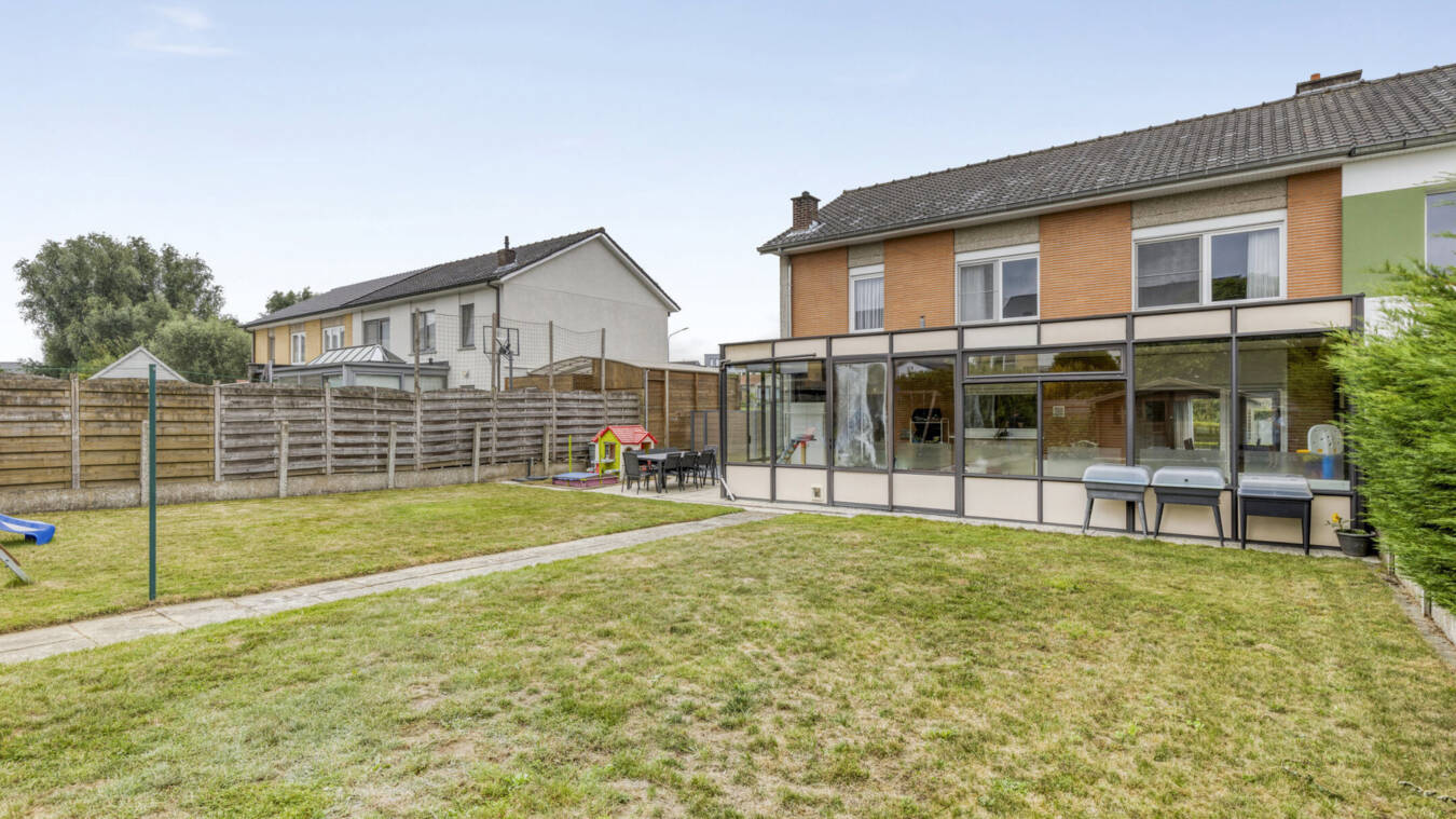 30Ed32E8D6024A1891Fcda5A77Aa27Ac