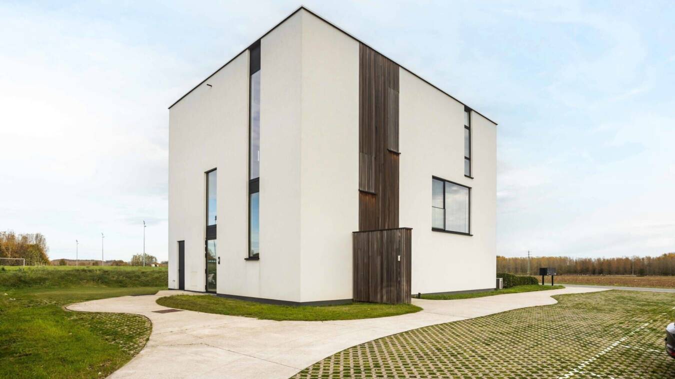 9353Abc2A4D441F7Bd70Da7A93E509Eb