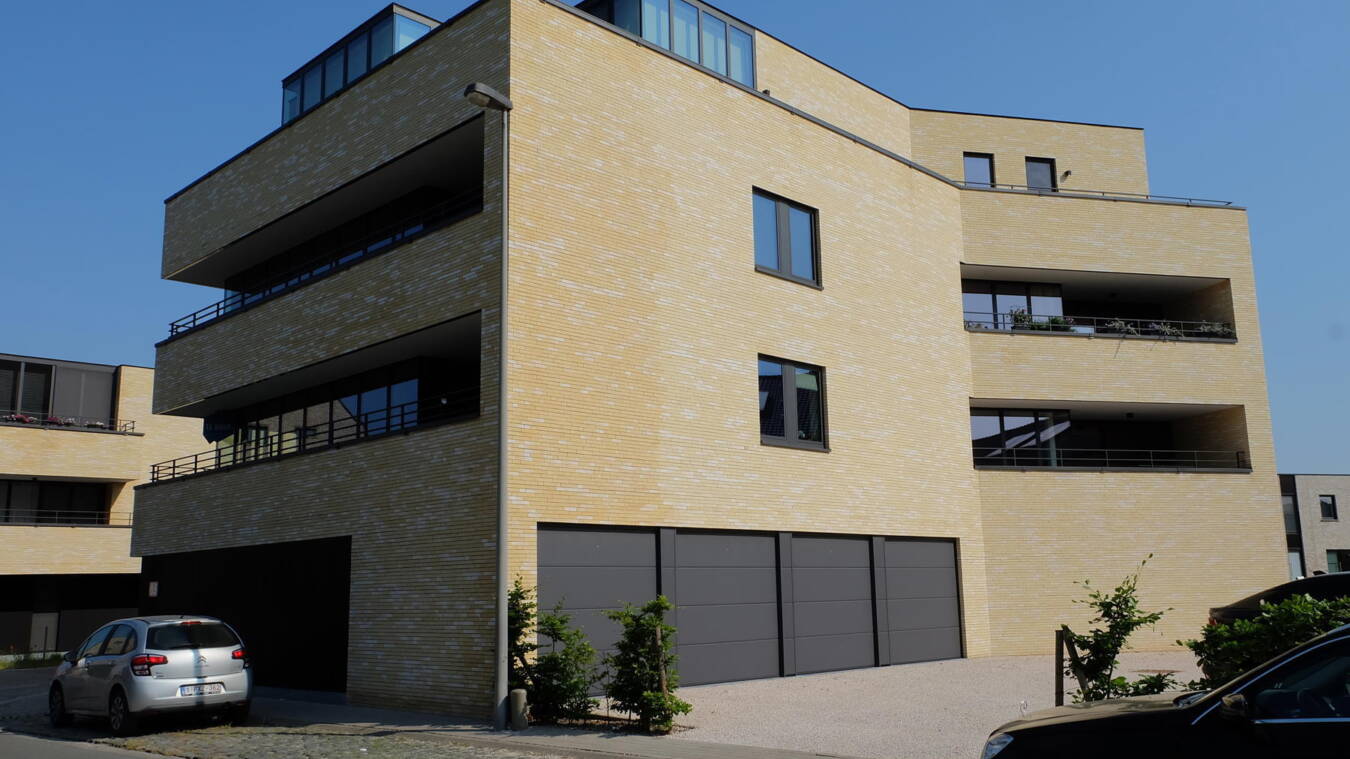 2Fb64619623F4Ba7837A7B42Fe53Ddce